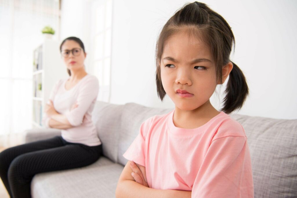 Four behaviors that damage the parent-child relationship